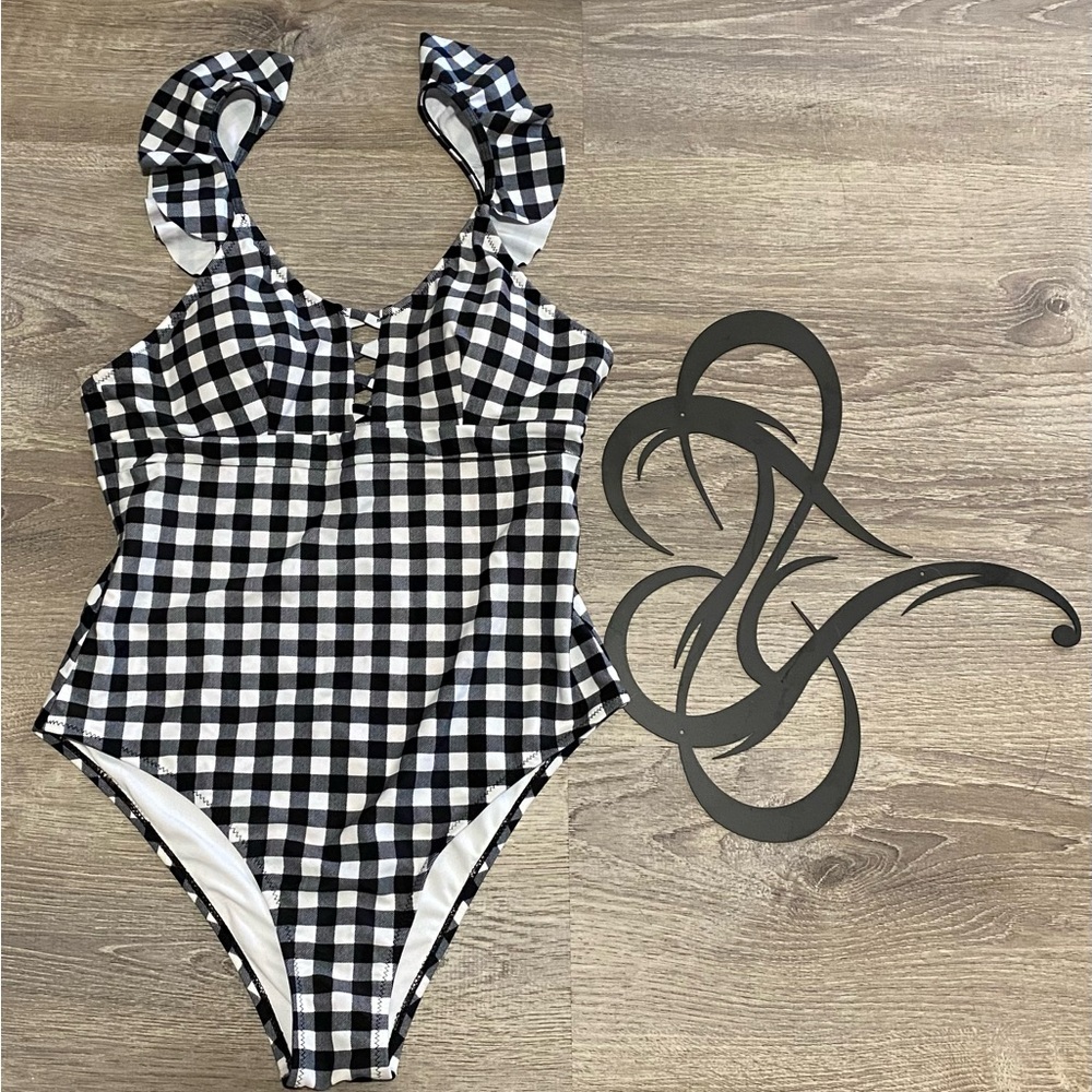 Cupshe Black & White Gingham Ruffle One Piece Swimsuit Medium | Retro Plaid - Picture 5 of 7